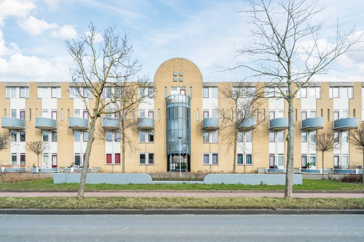 Photo of property Amelandstraat 28, Alkmaar