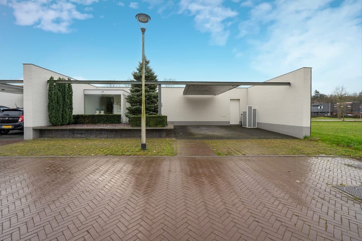 Americastraat 20 in Tilburg photo