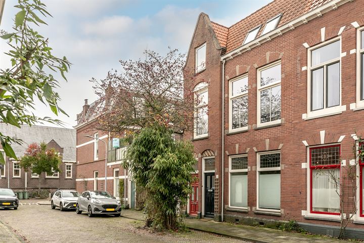 Ampzingstraat 1-RD in Haarlem foto
