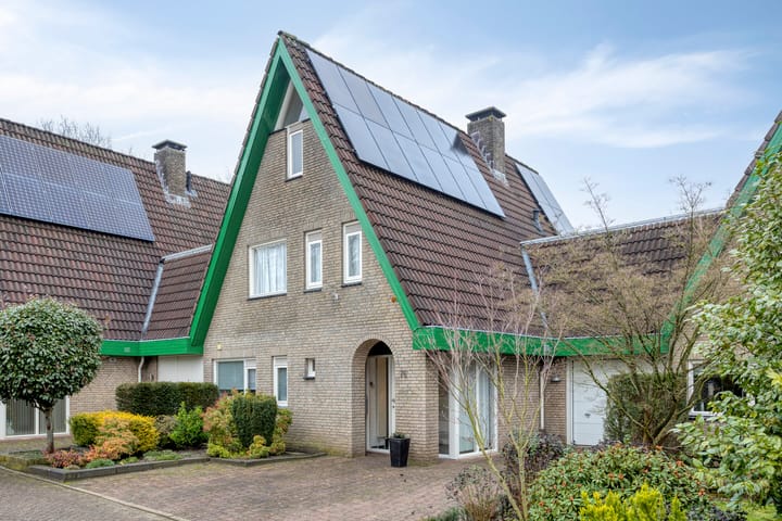 Photo of property Andoorn 76, Oldenzaal