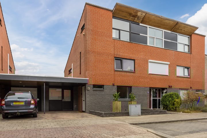 Andoornweg 69 en Grave foto