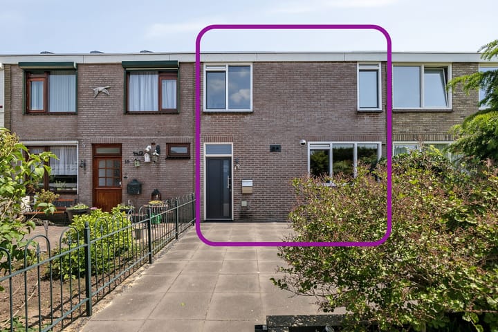 Anjelierstraat 13 in Beuningen Gld Foto