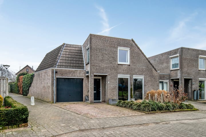 Photo of property Anker 9, Oss
