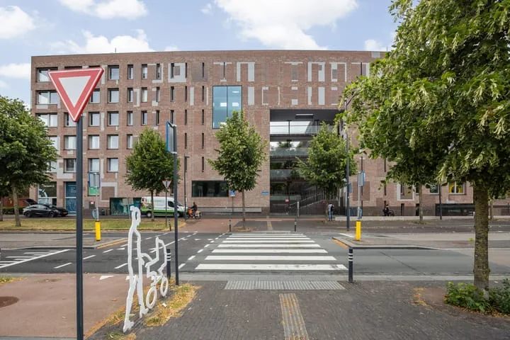 Anna van Lotharingentoren 39 Breda thumbnail 6
