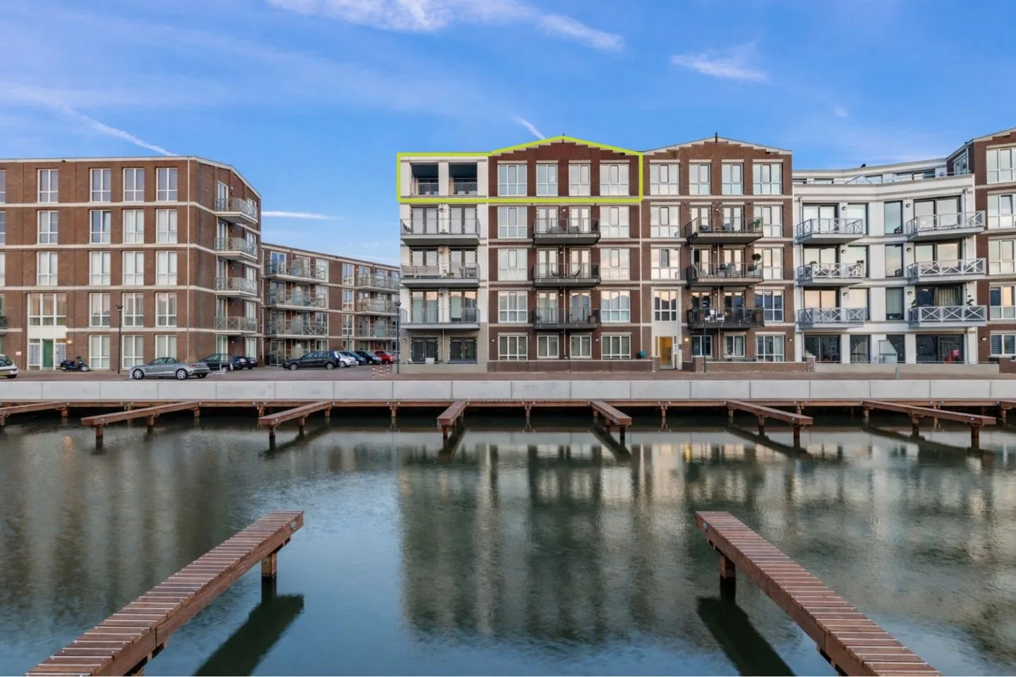 Anna van Rijnkade 129 in Nieuwegein