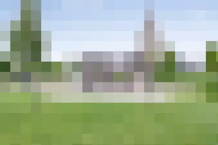 Annie M.G. Schmidthof 4 Zaltbommel thumbnail 37