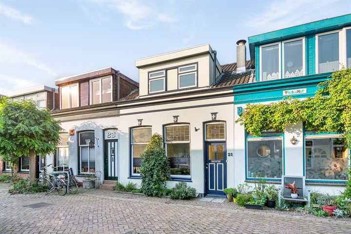 Anthonie Camerlingstraat 21 in Dordrecht Foto