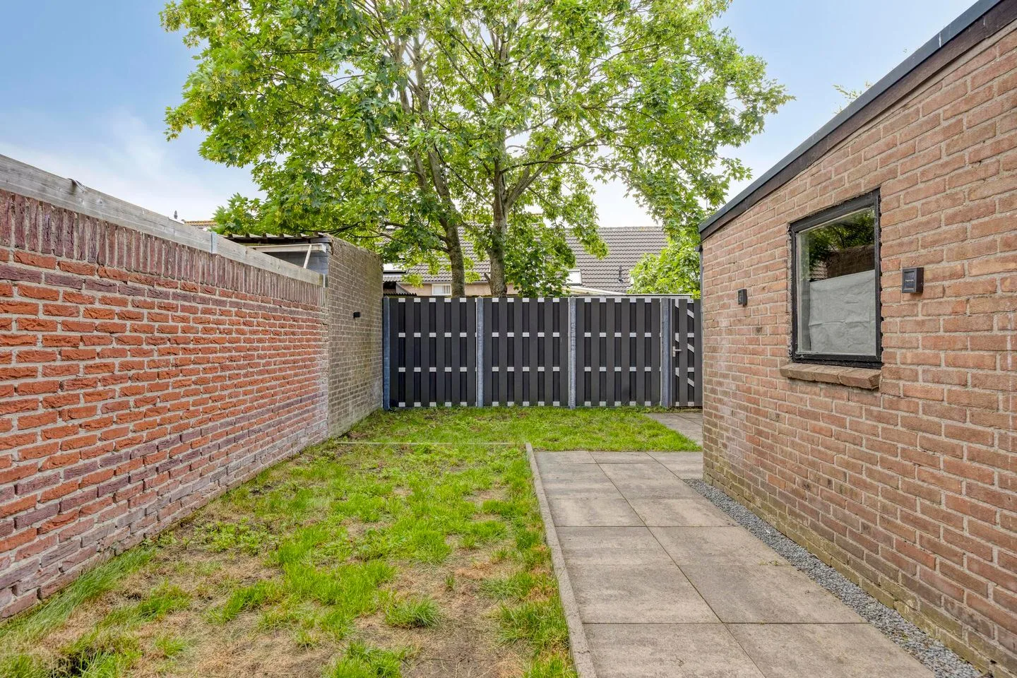 Antillenplein 10 Tilburg thumbnail 43