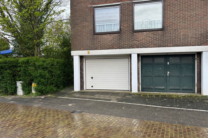 Antonie Heinsiusstraat 1 in Vlaardingen Foto