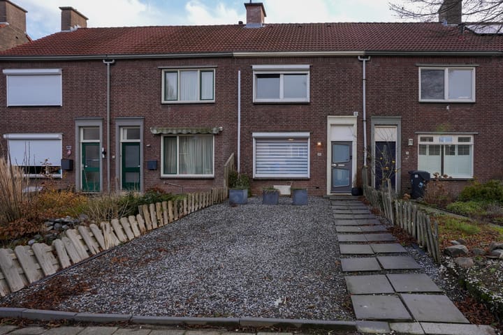 Antoniusstraat 28 in Geleen photo