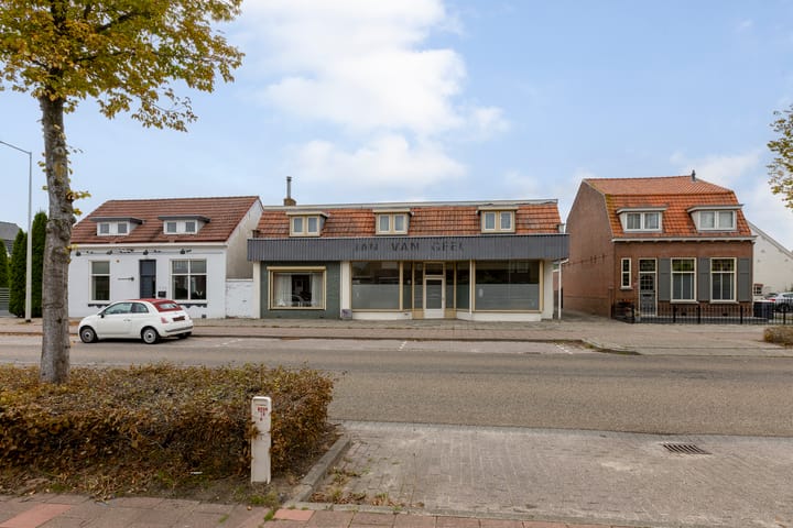 Photo of property Antwerpsestraatweg 468, Bergen op Zoom