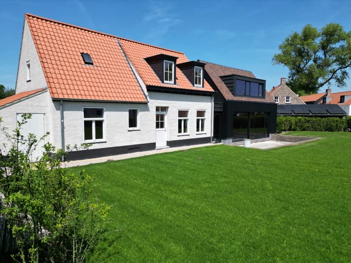 Anworpstraat 10 in Sluis photo