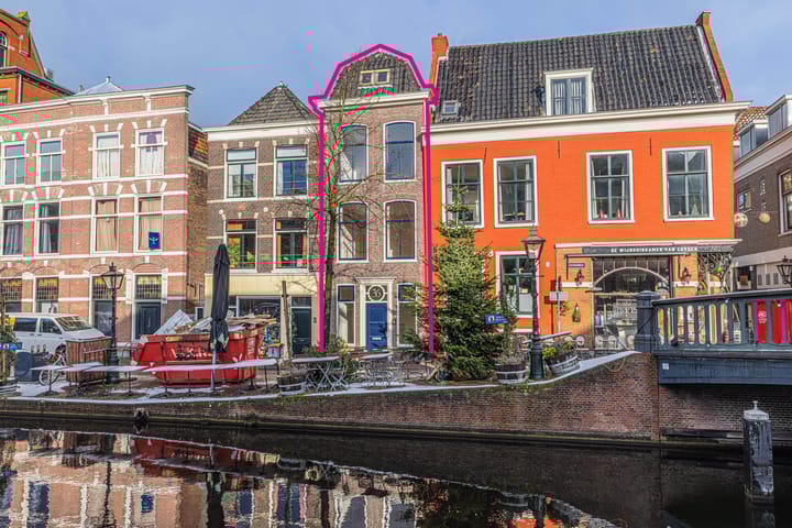 Apothekersdijk 36 in Leiden