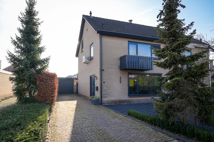 Photo of property Appelstraat 4, Beneden-Leeuwen
