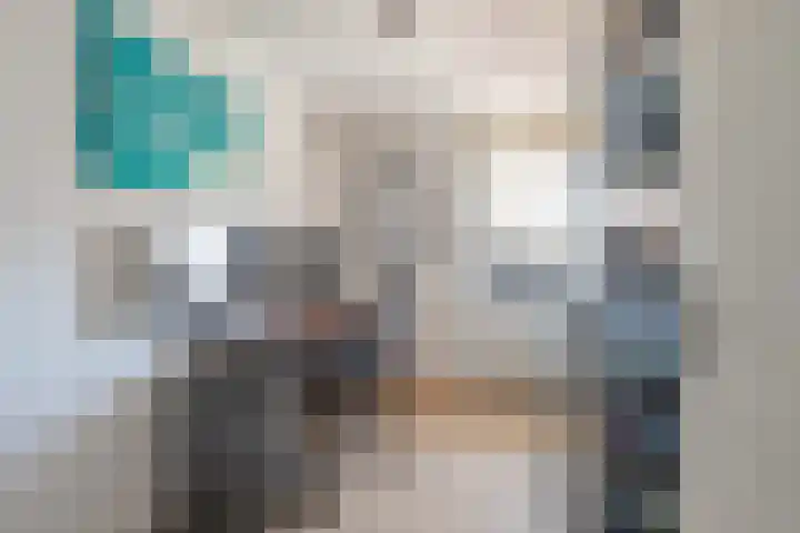 Aquarius 27 Born thumbnail 20