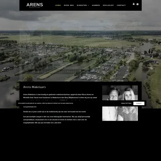 Screenshot van de website van www.arensmakelaars.nl