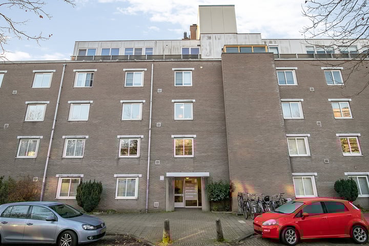 Arent Janszoon Ernststraat 239 in Amsterdam Foto