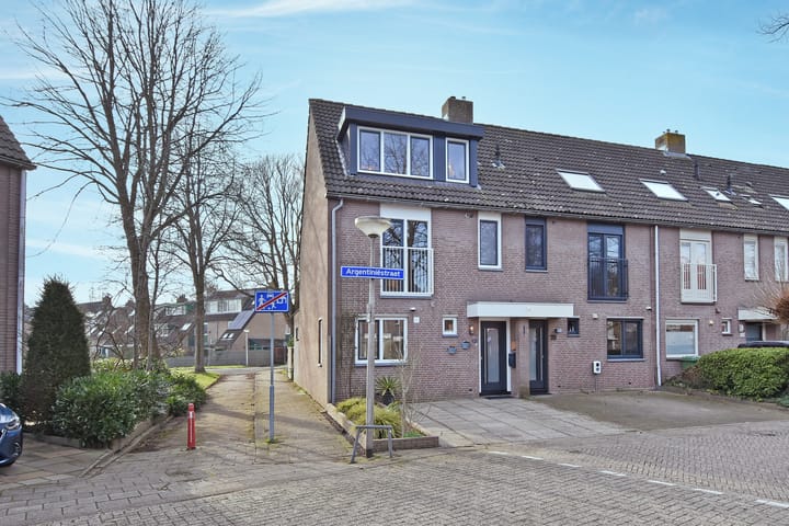 Argentiniëstraat 80 in Delft photo