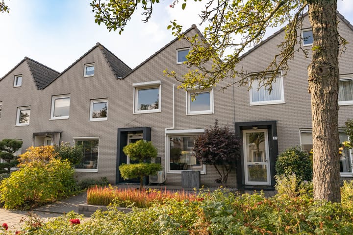 Arhusstraat 25 dans Hengelo photo