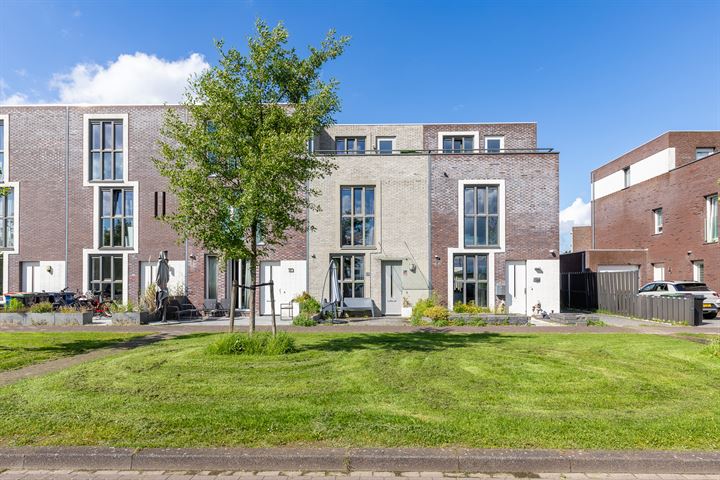 Arinnastraat 19B in Almere photo