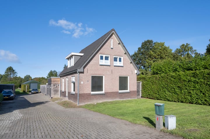 Arnhemsestraat 96 in Leuvenheim photo