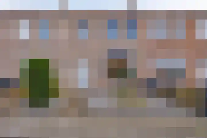 Arnoldenstraat 9 in Stein