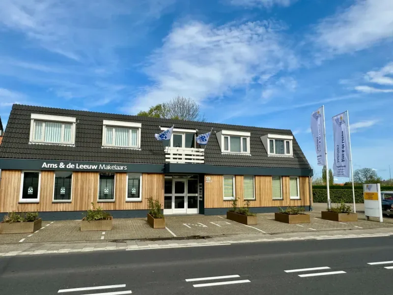 Kantoor foto van Arns & de Leeuw Makelaars