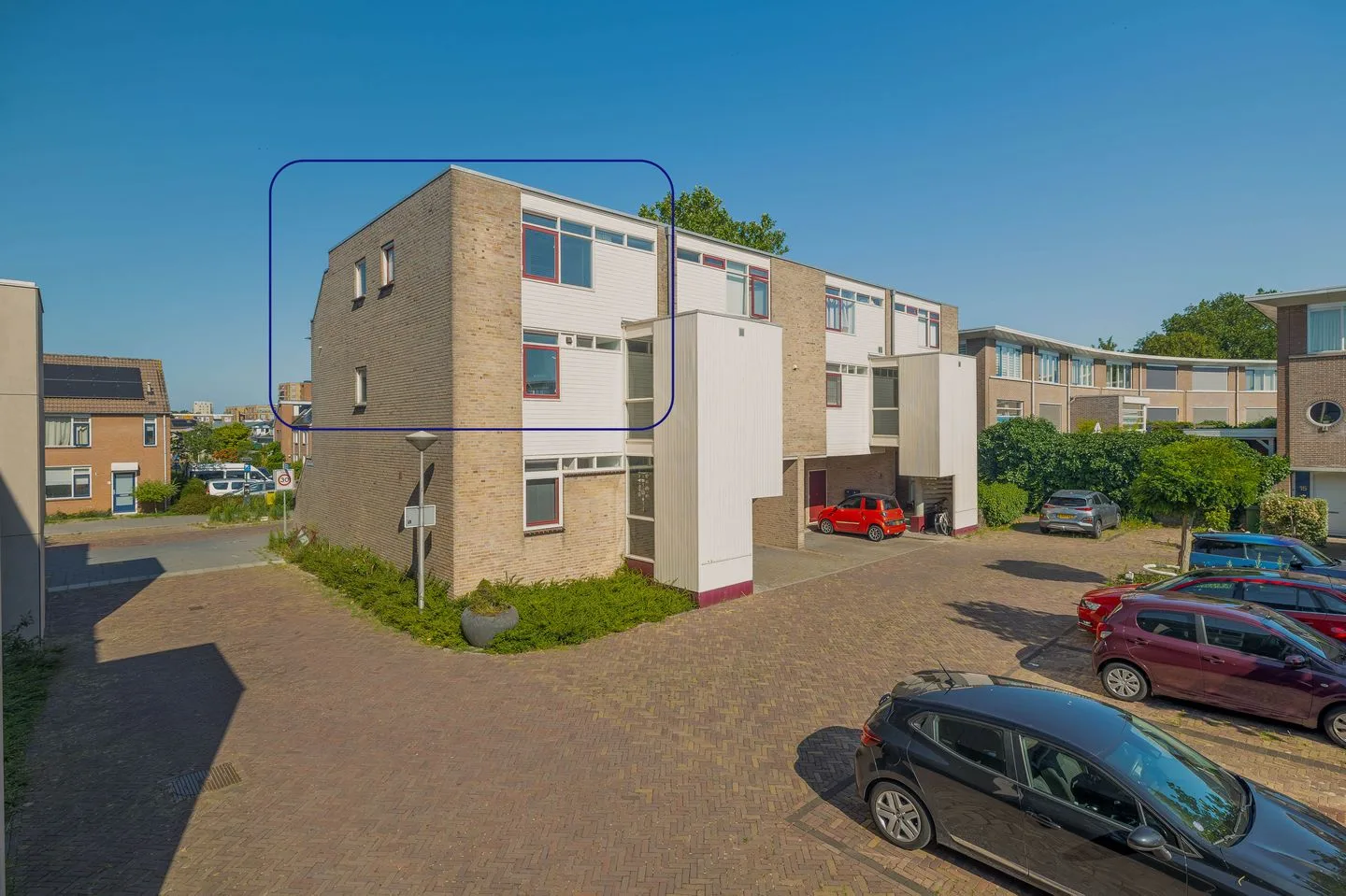 Arubastraat 3 Alphen aan den Rijn foto 2