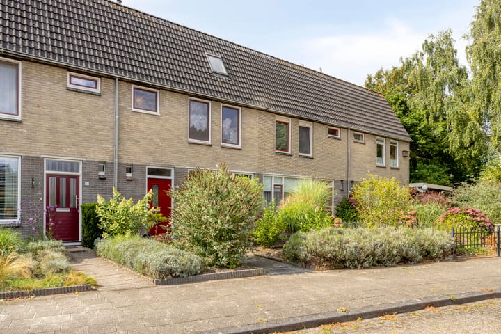 Astronautenlaan 20 en Hoogezand foto