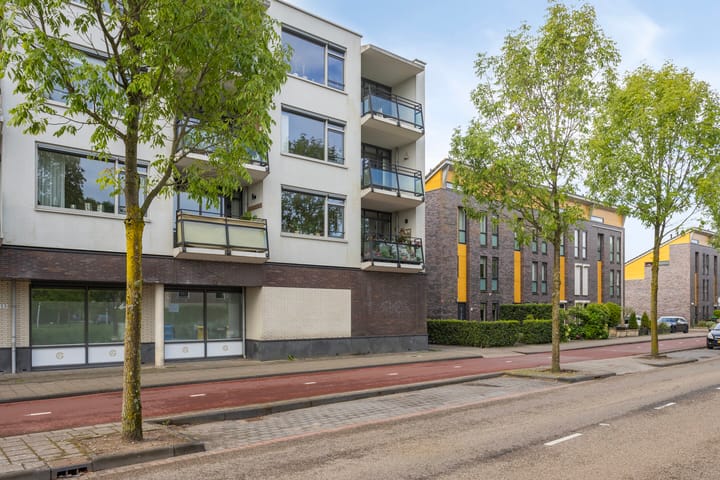 Avenue Carnisse 296 in Barendrecht Foto