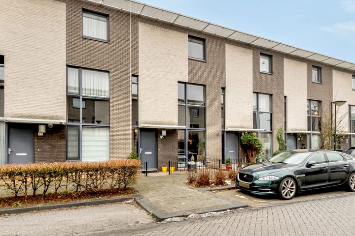 Photo of property Azorenweg 37, Almere