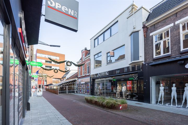 B.P. Hofstedestraat 21 in Hengelo Foto