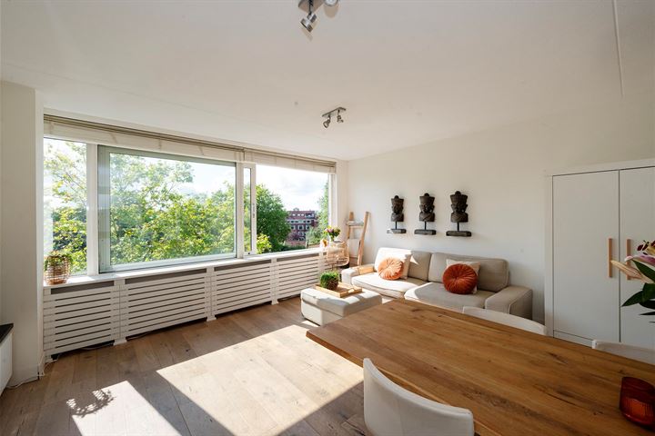 Baarsjesweg 133H in Amsterdam foto