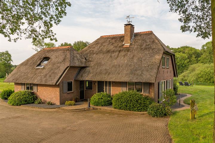 Baarslagweg 2 in Dalfsen Foto