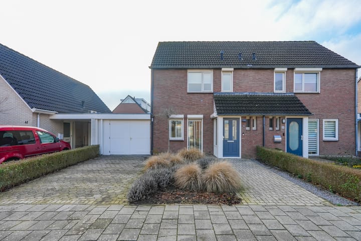 Photo of property Bachstraat 60, Millingen aan de Rijn