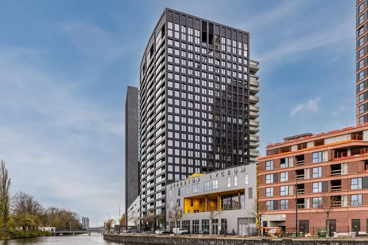 Badhuiskade 177 in Amsterdam