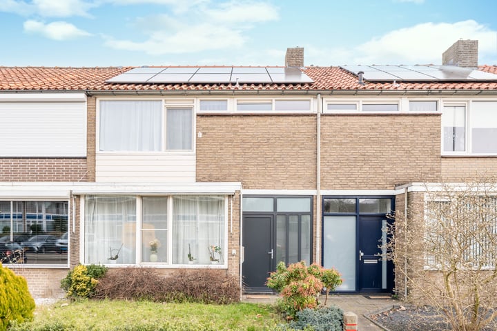 Bakhuizen van den Brinklaan 28 in Eindhoven Foto