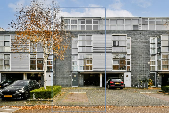 Balatonmeerlaan 43 in Amsterdam foto