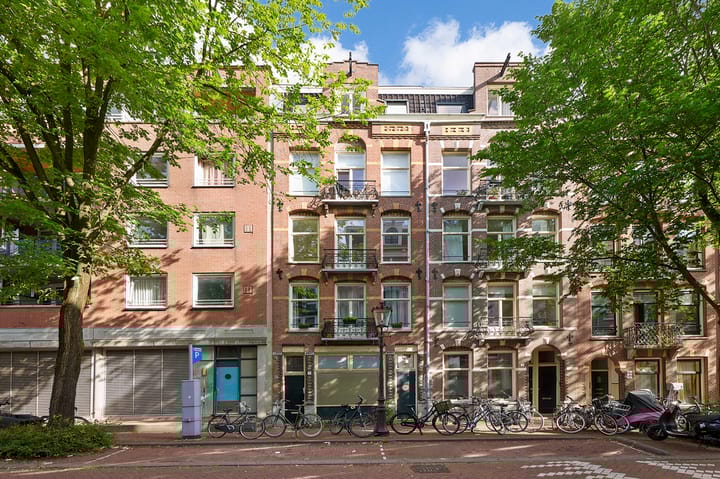 Balistraat 1-2 in Amsterdam foto