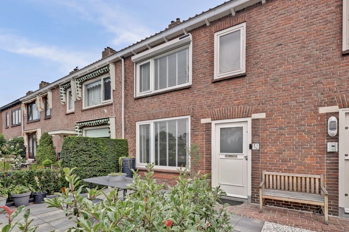Balistraat 32 in Oegstgeest Foto