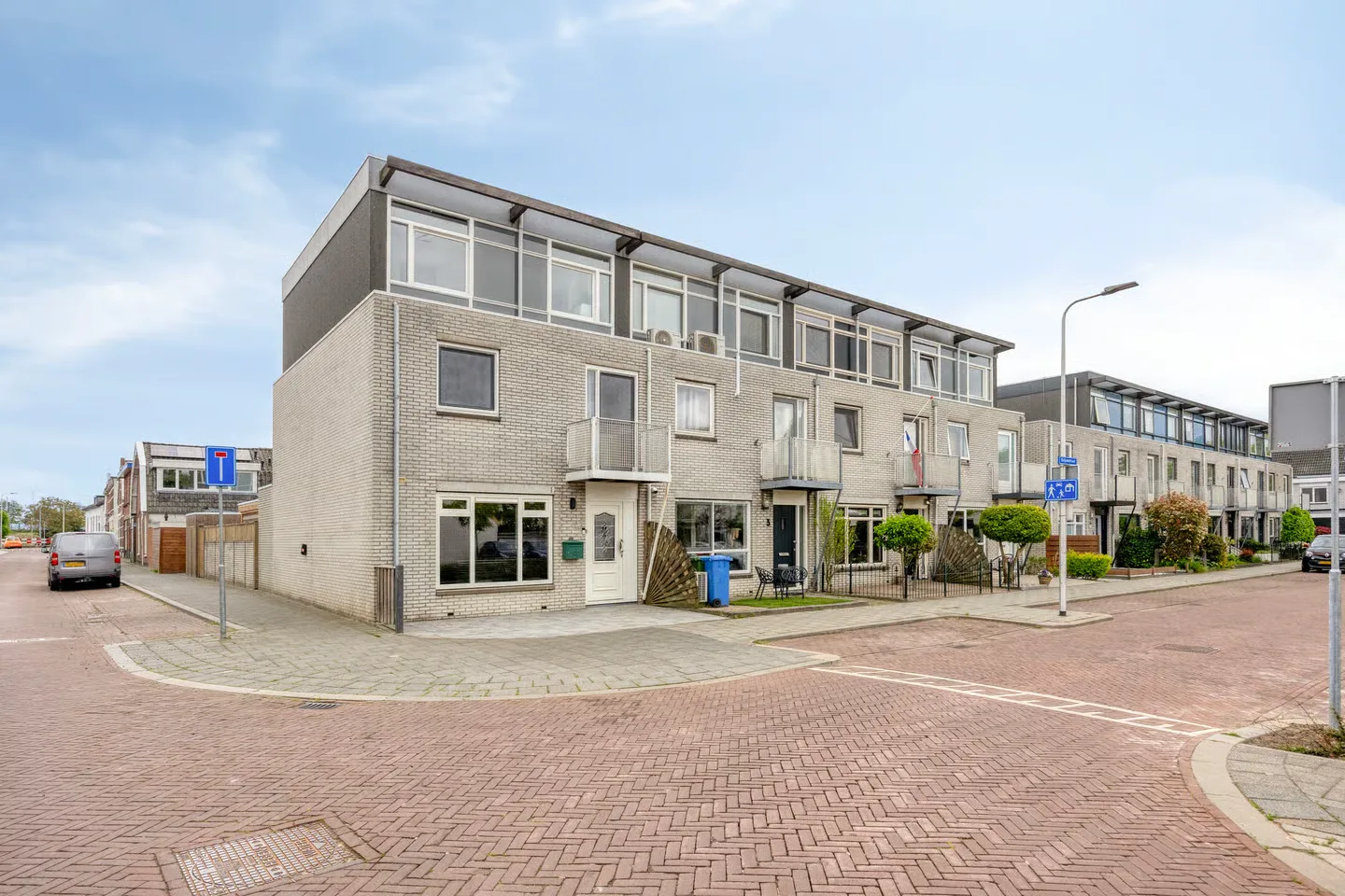 Baljuwstraat 1 in Alphen aan den Rijn