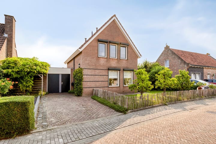 Banjaardstraat 88 in Lewedorp photo
