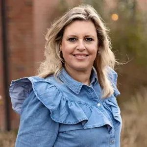 Photo of Barbara Hunting