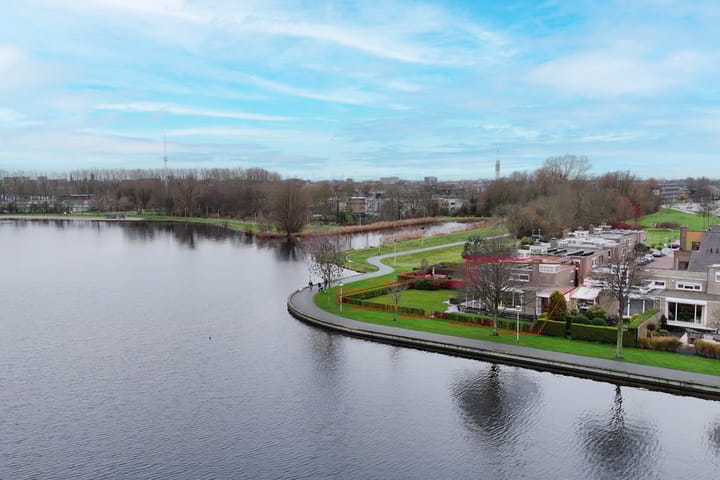 Barnsteenstraat 83 in Alphen aan den Rijn photo