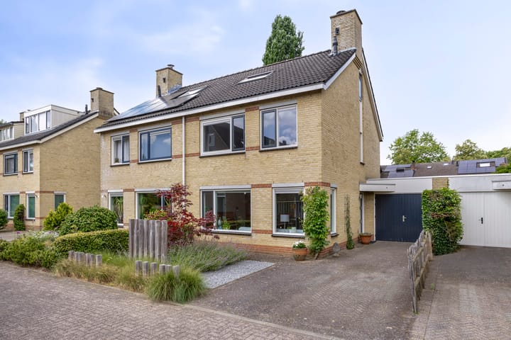 Baron van Dieststraat 14 dans Doetinchem photo