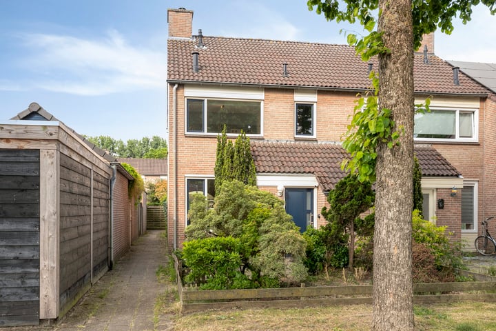 Baronie 47 dans Oss photo