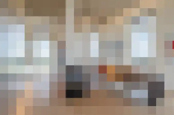 Bart van der Leckhof 138 Diemen thumbnail 19