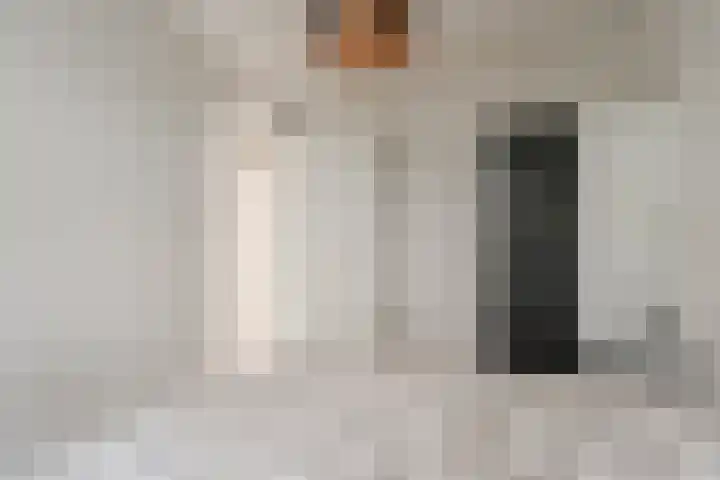 Bart van der Leckhof 24 Diemen thumbnail 25