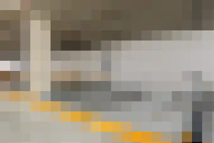 Bart van der Leckhof 64 Diemen thumbnail 35