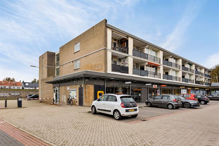 Bart van Peltplein 16 in Tilburg foto